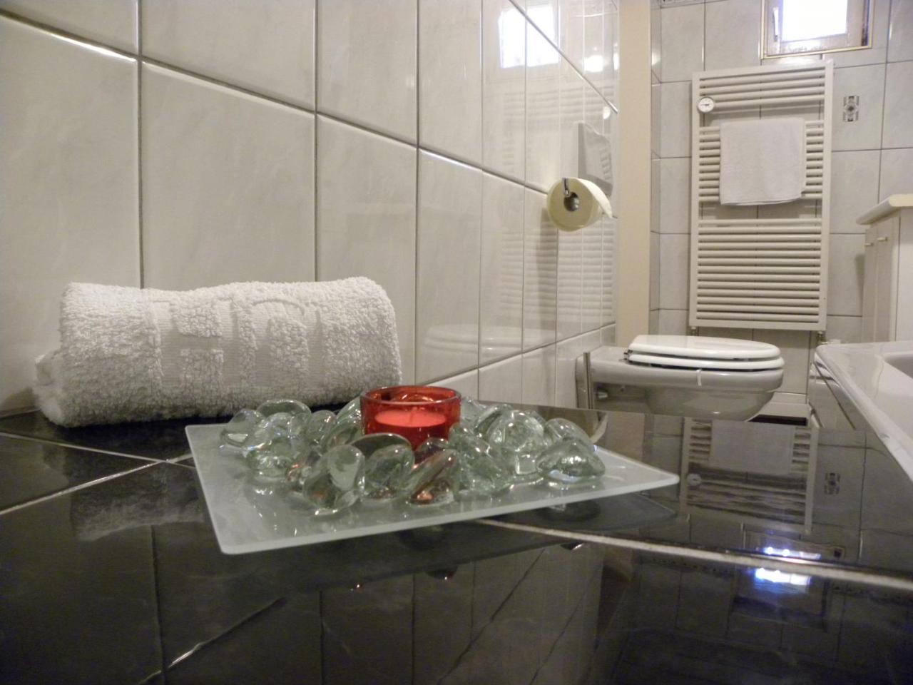 Appartement Ferienhaus Sonnenhain Sollenau Rum bild