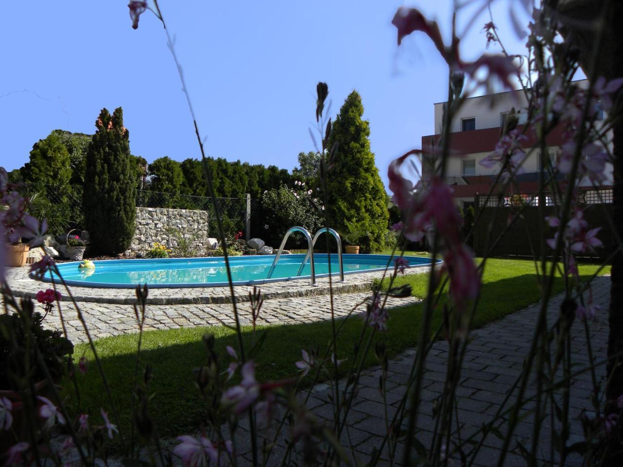 Appartement Ferienhaus Sonnenhain Sollenau Exteriör bild